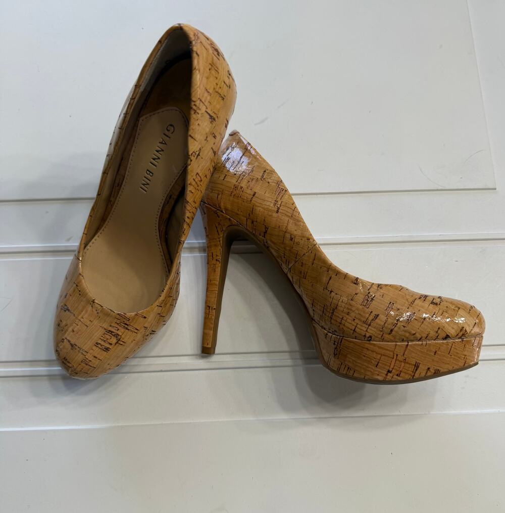 Gianni Bini Womens Sz 7 Genuine Cork Tan Pumps Heels Platform Shoes Shiny